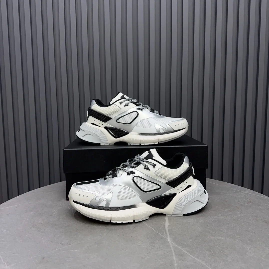 [AMIRI Amir] P: 760💰Size for couples: Female 35-40; Male 39-44; (Customized at 45.46) AMIRI Amir New Autumn and Winter Products New Autumn Latest Catwalk Couple Color Block Bread Casual Sports Shoes Series 〰 Casual fashion style full of details New generation of bone shoes popular classic upgrades Super comfortable and super popular! AUTRY is an exclusive version of AUTRY couple casual shoes from a high street brand in Los Angeles. Many celebrity Internet celebrities have the same style. Chinese new rapper Xiaobai Gali, Wang Yibo, Yang Mi and other Internet celebrity bloggers are competing for their feet. The three-dimensional molded metal logo on the side of the AJ1 shoe is on par with Nike's popular Fog. The heroic value instantly has a bit of punk rock flavor, all showing fashion sense and street style... ▪ Upper: original custom-made cowhide + original custom-made breathable mesh ▪Inner lining: original customized breathable mesh ▪Outsole: original molded two-color TPU rubber combination outsole.